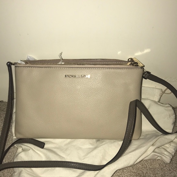NEW MICHAEL KORS CROSSBODY BAG- NATURAL TRICOLOR - Picture 1 of 5